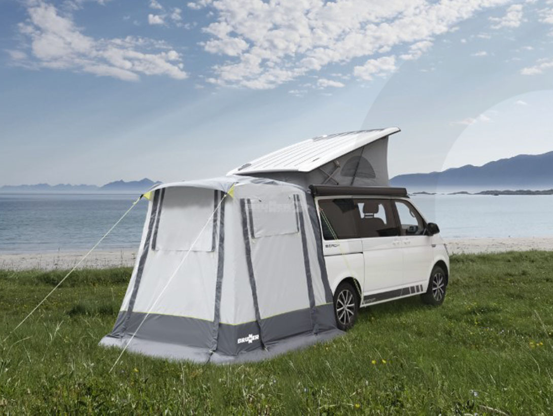 Brunner Comet Tailgate Awning