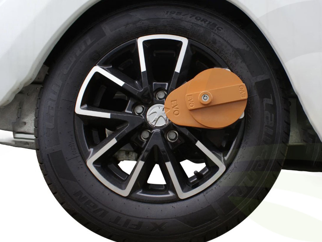 EVO Caravan Axle Wheel Lock