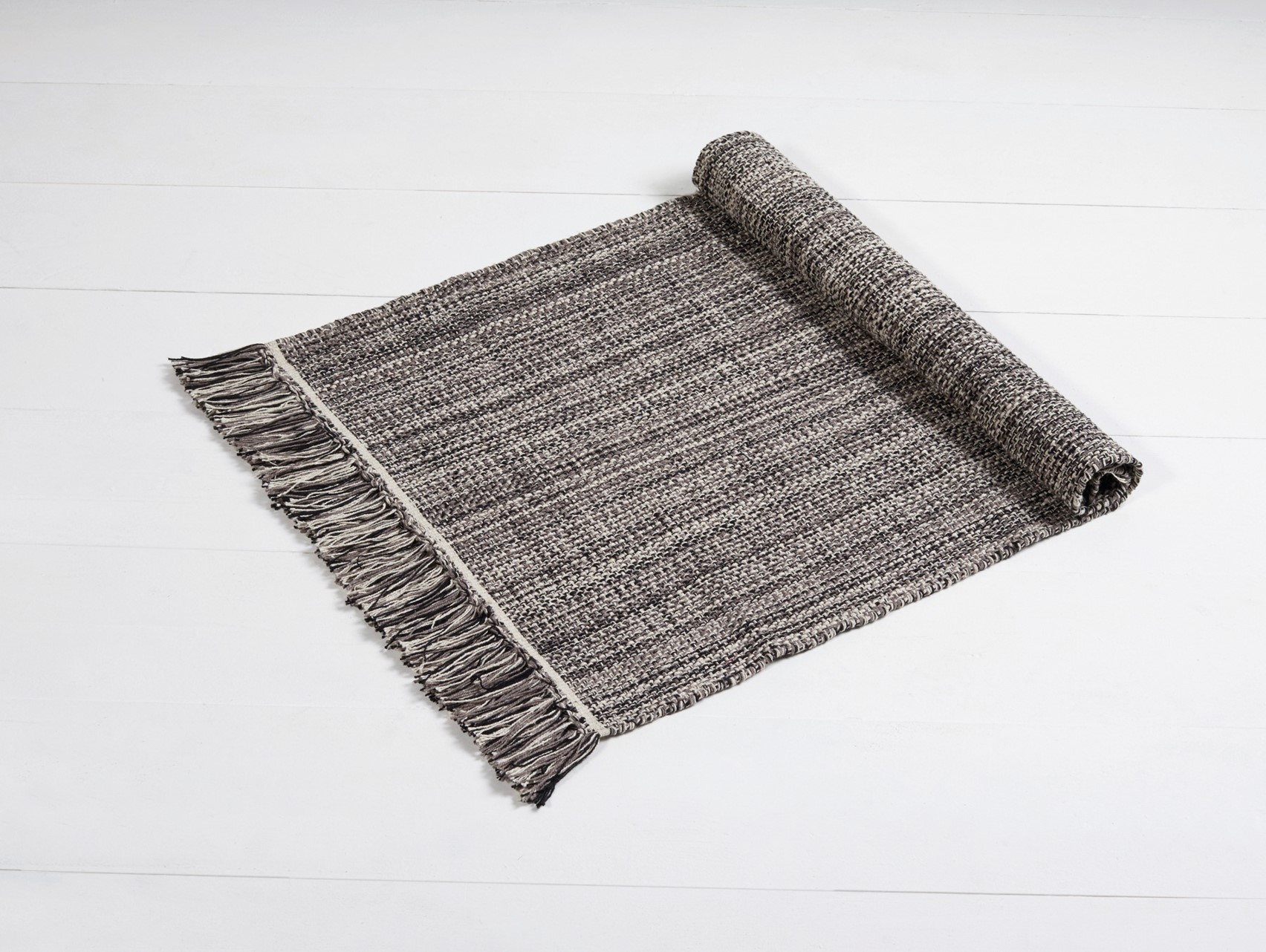Walton&Co Steel Chambray Rug 60x90
