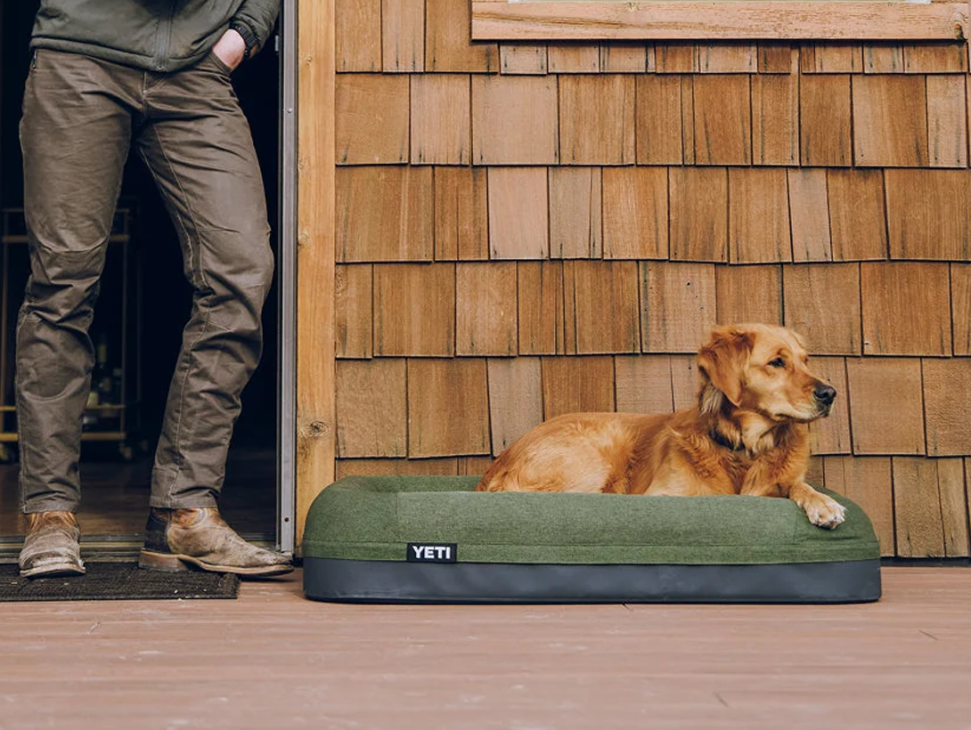 YETI Boomer Dog Bed Large Olive